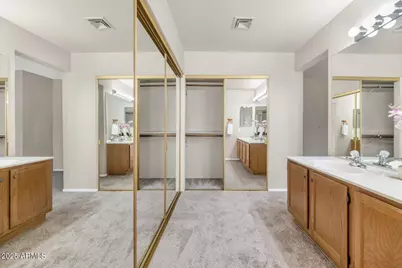 9169 W Lisbon Lane, Peoria, AZ 85381 - Photo 15