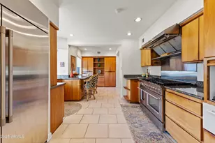 2330 E Colter St, Phoenix, AZ 85016 - Photo 27