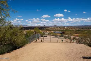 694 N Country Club Dr, Wickenburg, AZ 85390 - Photo 23