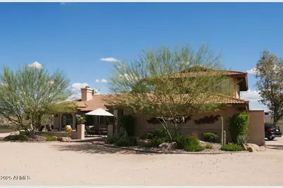 694 N Country Club Drive, Wickenburg, AZ 85390 - Photo 1