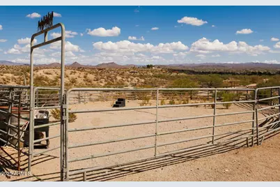 694 N Country Club Drive, Wickenburg, AZ 85390 - Photo 49