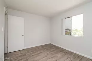 1050 W University Dr, Mesa, AZ 85201 - Photo 11