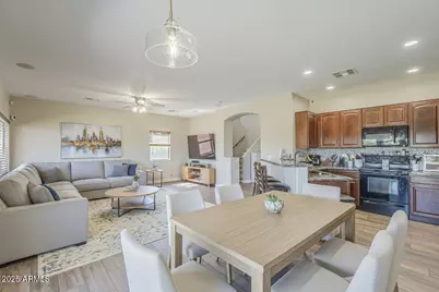 4103 S 99th Drive, Tolleson, AZ 85353 - Photo 3