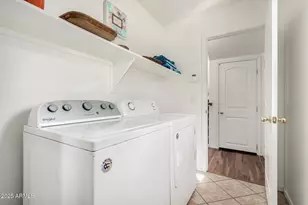 1314 S Owl Dr, Gilbert, AZ 85296 - Photo 29