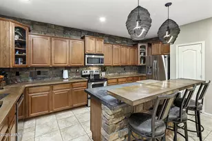 23522 N 121st Ave, Sun City, AZ 85373 - Photo 7