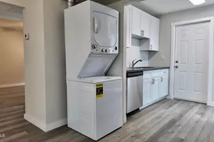 1338 E Fillmore St, Phoenix, AZ 85006 - Photo 11