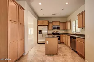 2216 W Le Marche Ave, Phoenix, AZ 85023 - Photo 9