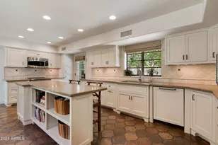 6701 N Scottsdale Rd, Scottsdale, AZ 85250 - Photo 17