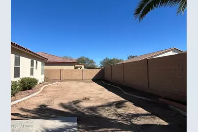 2319 W Alta Vista Road, Phoenix, AZ 85041 - Photo 33