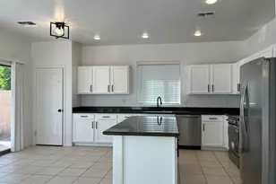 2319 W Alta Vista Rd, Phoenix, AZ 85041 - Photo 11