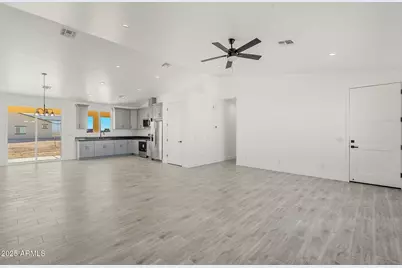 2823 S 364th Drive, Tonopah, AZ 85354 - Photo 7