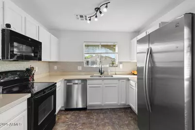 16236 W Woodlands Avenue, Goodyear, AZ 85338 - Photo 3