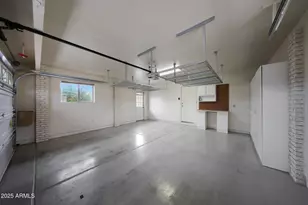 10617 W El Capitan Cir, Sun City, AZ 85351 - Photo 33