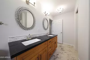 10617 W El Capitan Cir, Sun City, AZ 85351 - Photo 27