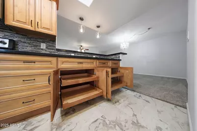 10617 W El Capitan Circle, Sun City, AZ 85351 - Photo 7