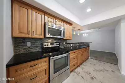 10617 W El Capitan Circle, Sun City, AZ 85351 - Photo 5