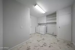 10617 W El Capitan Cir, Sun City, AZ 85351 - Photo 31