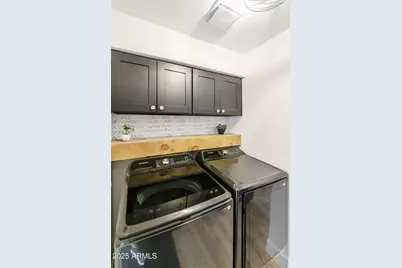 1102 S Park View Circle, Mesa, AZ 85208 - Photo 37