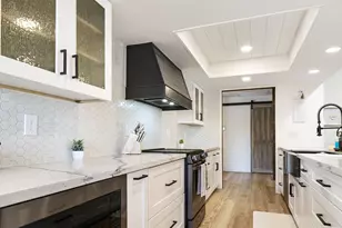 1102 S Park View Cir, Mesa, AZ 85208 - Photo 17