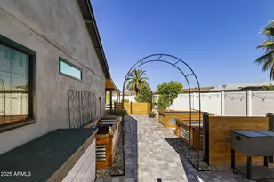 1102 S Park View Cir, Mesa, AZ 85208 - Photo 57