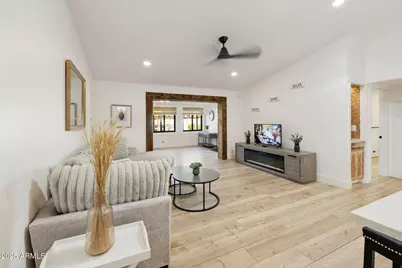 1102 S Park View Circle, Mesa, AZ 85208 - Photo 23