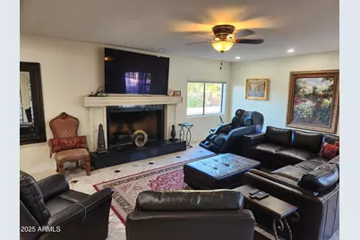 8915 N Invergordon Road, Paradise Valley, AZ 85253 - Photo 13