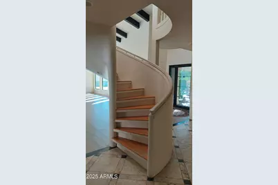 8915 N Invergordon Road, Paradise Valley, AZ 85253 - Photo 17