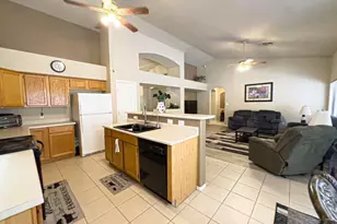 3610 W Menadota Dr, Glendale, AZ 85308 - Photo 7