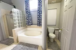 3610 W Menadota Dr, Glendale, AZ 85308 - Photo 17