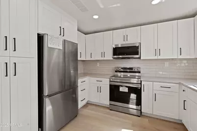 8540 N Central Avenue #5, Phoenix, AZ 85020 - Photo 17