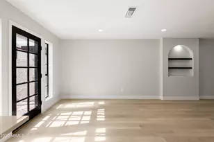 8540 N Central Ave, Phoenix, AZ 85020 - Photo 15