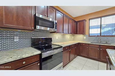 23773 W Hammond Lane, Buckeye, AZ 85326 - Photo 9