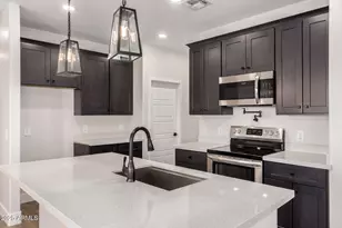 15901 S Bentley Dr, Arizona City, AZ 85123 - Photo 13