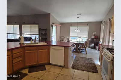 924 E Saguaro Drive, Pearce, AZ 85625 - Photo 11