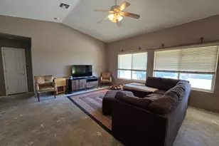924 E Saguaro Dr, Pearce, AZ 85625 - Photo 5