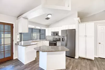 490 E San Remo Avenue, Gilbert, AZ 85234 - Photo 15