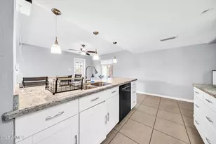 3743 W Sahuaro Dr, Phoenix, AZ 85029 - Photo 13