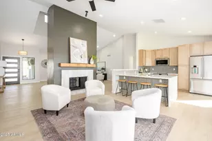 10563 E Bella Vista Dr, Scottsdale, AZ 85258 - Photo 1