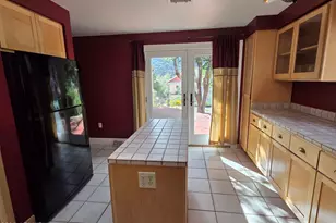 77 Shearer Ave, Bisbee, AZ 85603 - Photo 11