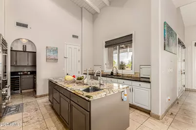 6050 N Paradise View Drive, Paradise Valley, AZ 85253 - Photo 21