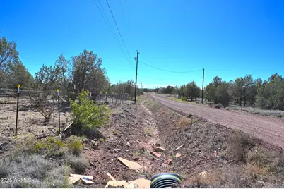 2445 N Luana Drive #807, Williams, AZ 86046 - Photo 5