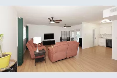 11442 N Coggins Drive, Sun City, AZ 85351 - Photo 3