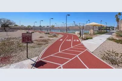 11442 N Coggins Drive, Sun City, AZ 85351 - Photo 43