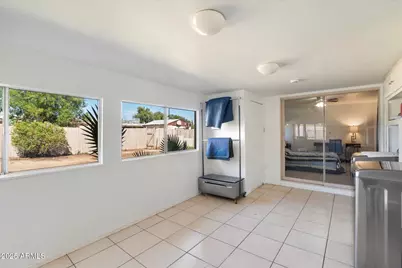 4820 N 57th Drive, Phoenix, AZ 85031 - Photo 17