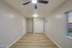 2511 N 48th Dr, Phoenix, AZ 85035 - Photo 17