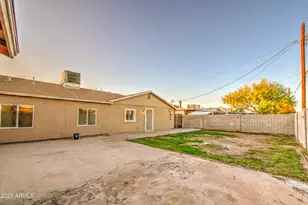 2511 N 48th Dr, Phoenix, AZ 85035 - Photo 25