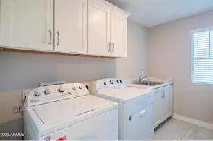 11466 S 176th Dr, Goodyear, AZ 85338 - Photo 17