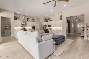 1955 E Blackhawk Dr, Gilbert, AZ 85298 - Photo 17