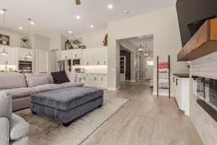 1955 E Blackhawk Dr, Gilbert, AZ 85298 - Photo 19