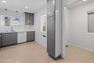 10926 W Abbott Ave, Sun City, AZ 85351 - Photo 9